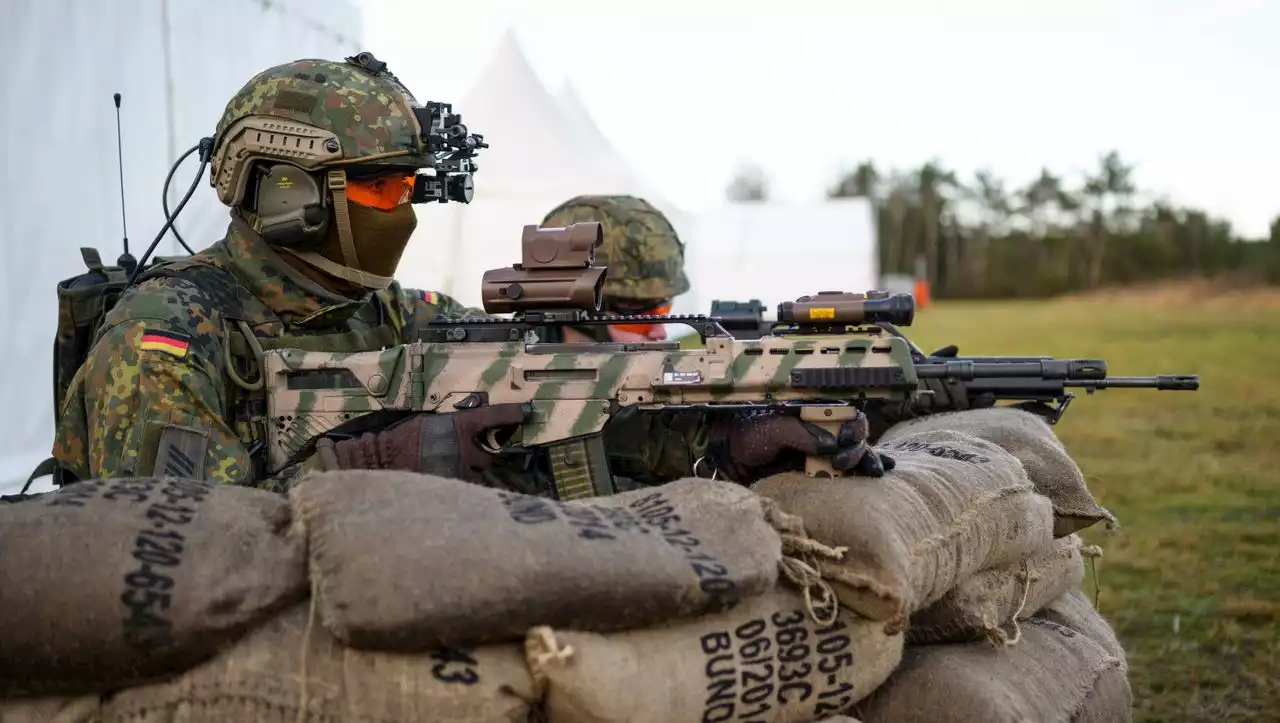 Ukraine-Krieg: Bundestag stimmt Sondervermögen für die Bundeswehr zu