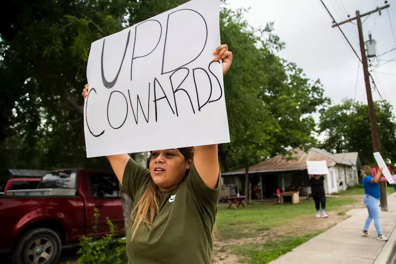 Opinion: Calling the Uvalde police ‘cowards’ isn’t fair