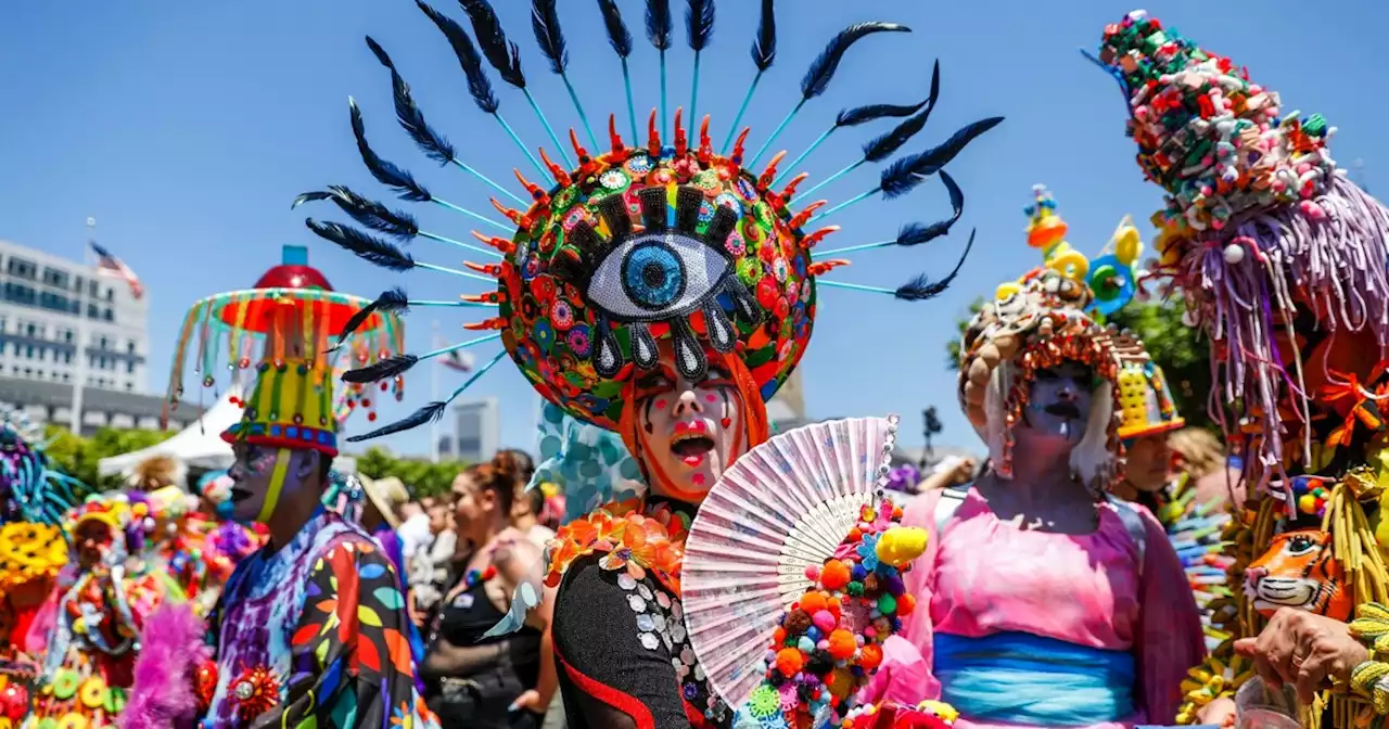 San Francisco Pride Parade will allow some uniformed police to march, easing a ban