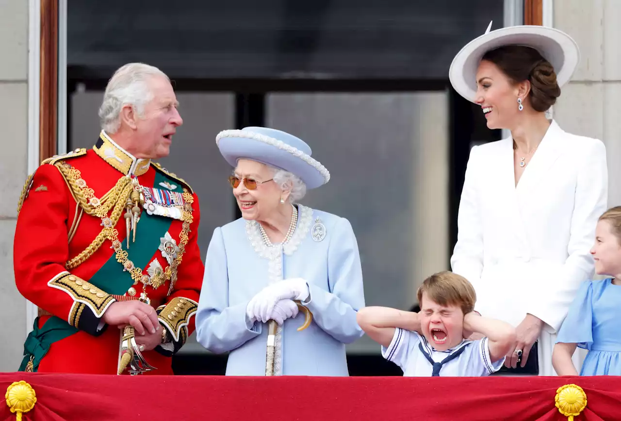 Queen Elizabeth II to Miss Jubilee Service Amid ‘Discomfort'