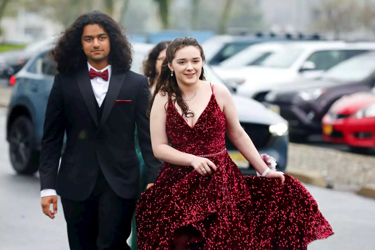 Shore Regional High School prom 2022 (PHOTOS)