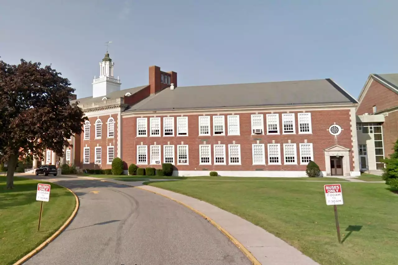 13-year-old boy arrested for threatening to shoot Westhampton school