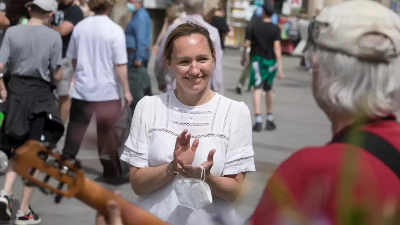 München: Barbara Breinl prüft, wer als Straßenmusikant auftreten darf