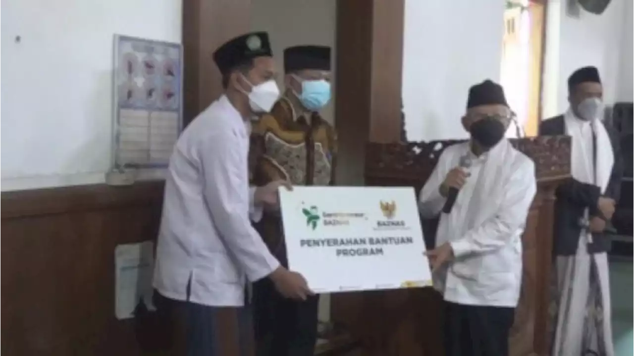 Wapres Beri Motivasi Santri untuk Menjadi Presiden atau Wakil Presiden di Pondok Darul Ulum Jombang