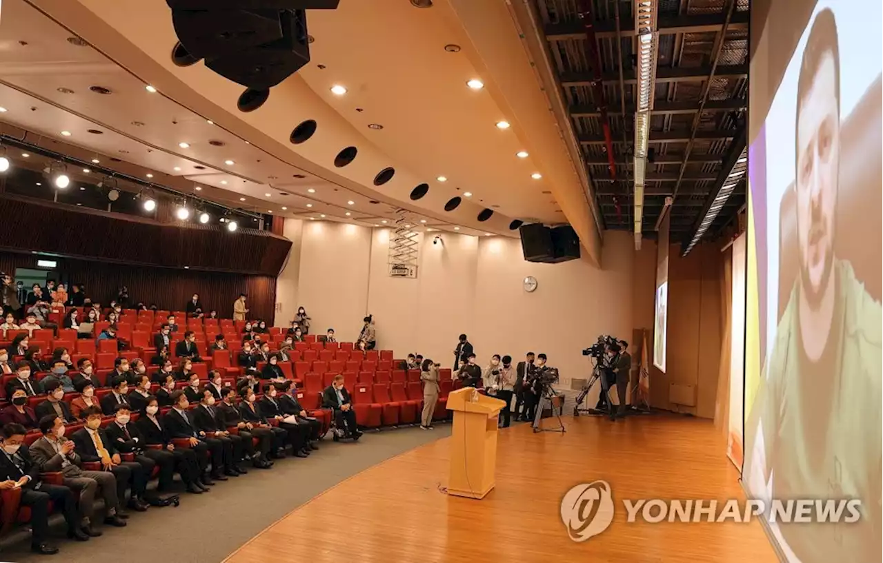 이준석, 곧 우크라 출국…'우크라 대사 만나 협조사항 공유'(종합) | 연합뉴스