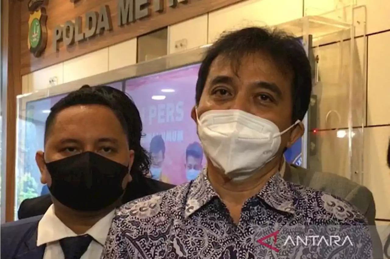 Roy Suryo diperiksa hingga tiga jam di Polda Metro Jaya