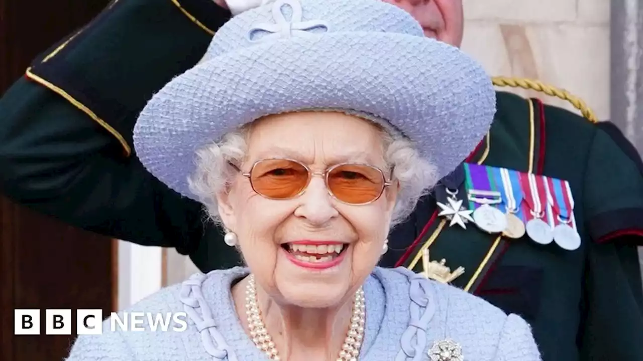 Queen makes third public appearance in four days