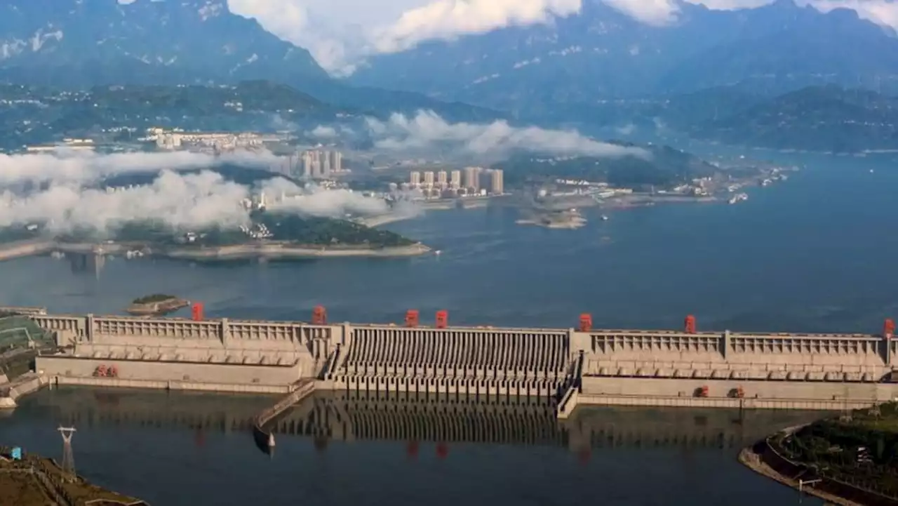China Yangtze Power to buy two hydropower stations for $12 billion