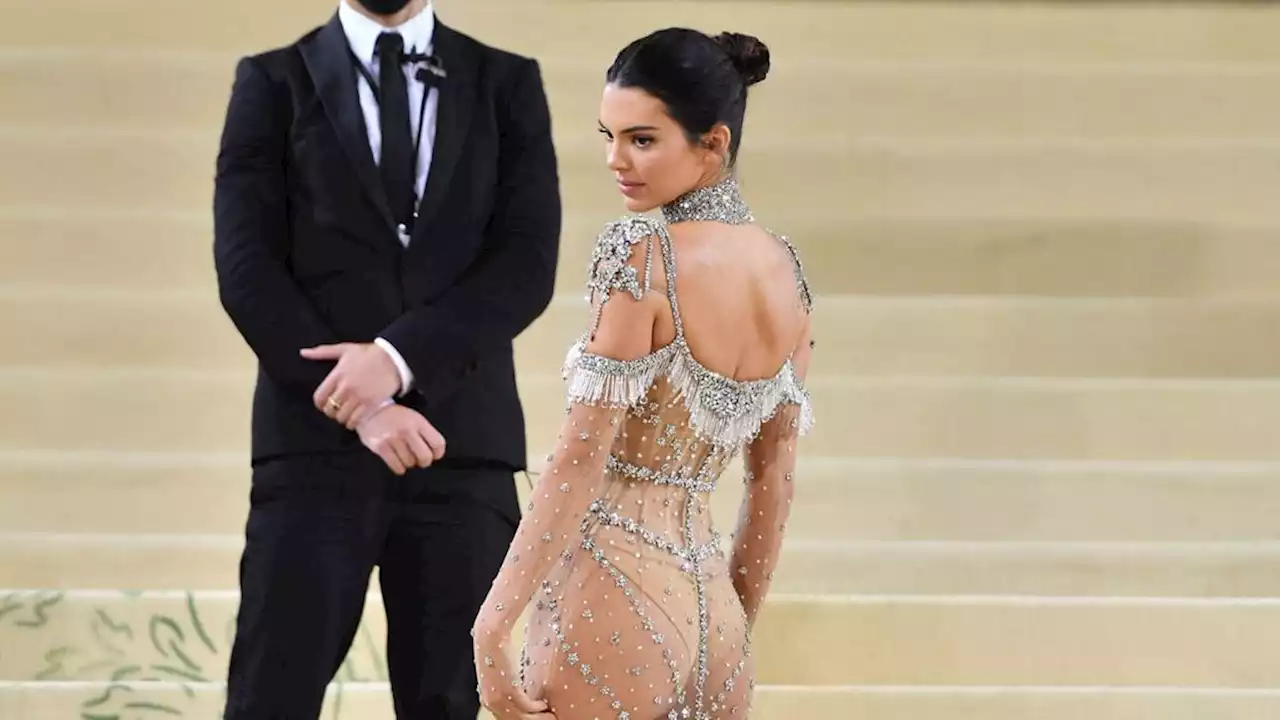 Kendall Jenner dévoile ses fesses sur un cliché d'elle totalement nue après sa rupture