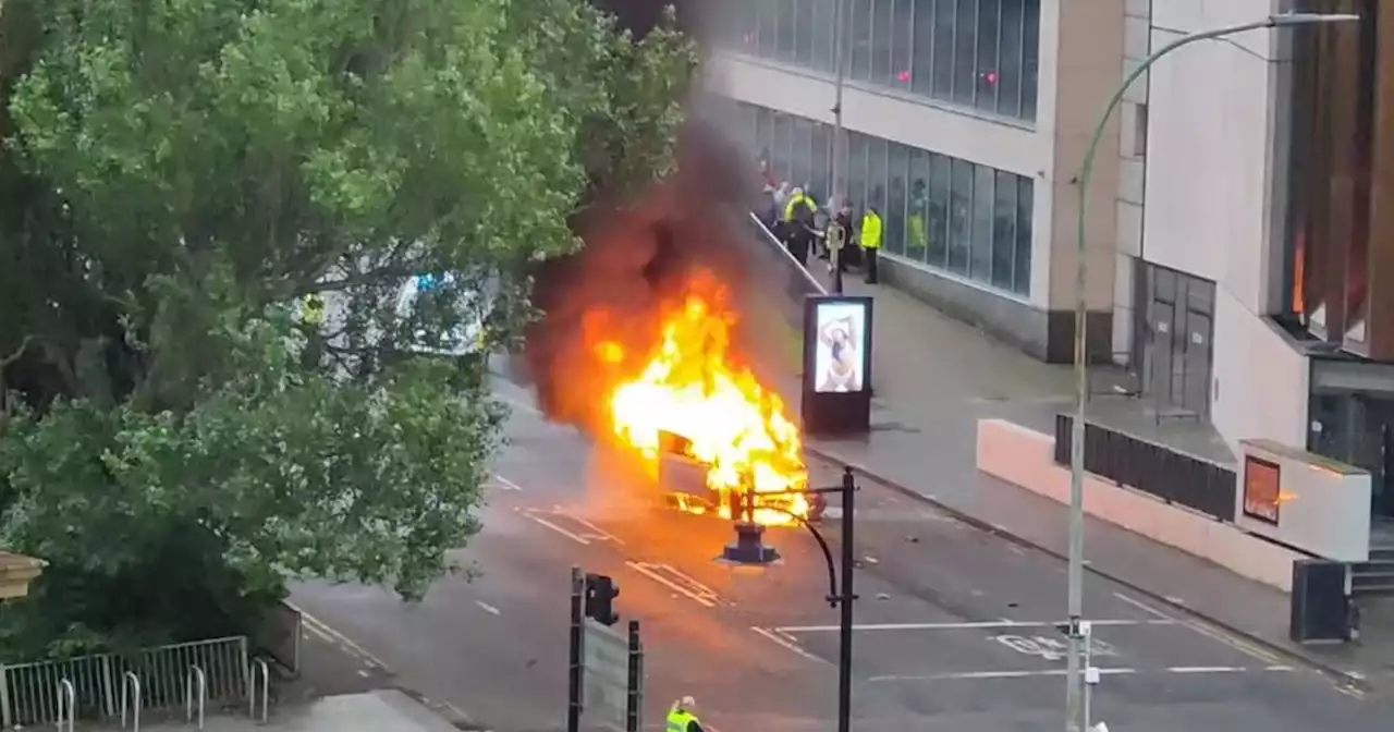 Fireball crash in Glasgow leaves five injured after car smashes into bus