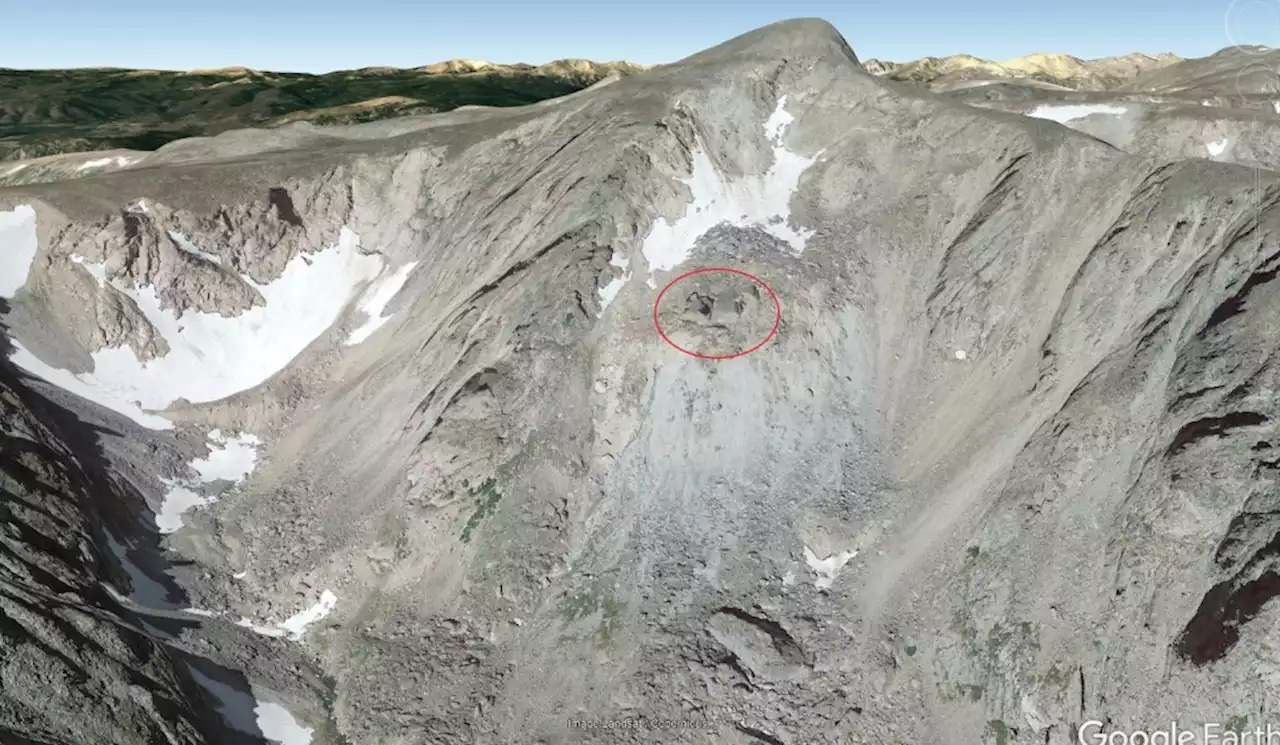 Rockslide in Rocky Mountain National Park strikes on Hallett Peak