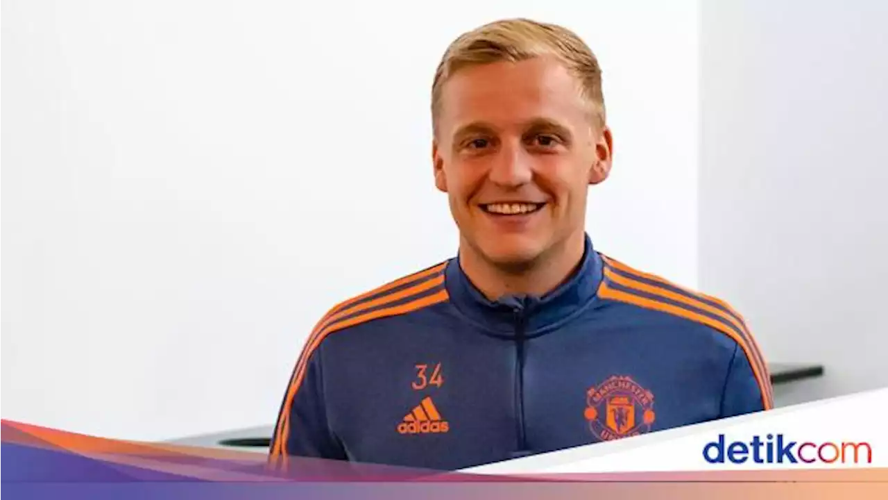 3 Pemain Incaran MU Tanggapi Postingan van de Beek, Fans Yakin Kode