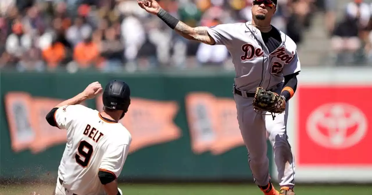 Giants miss late-inning opportunities in loss to Tigers