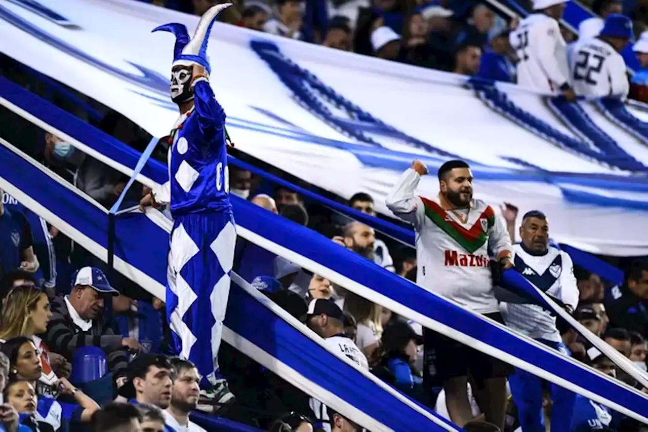 Vélez - River: suspendieron la entrega presencial de entradas para evitar choques entre hinchas locales y “neutrales”