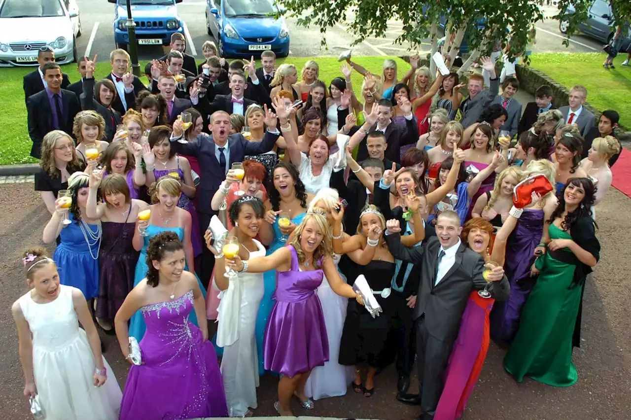 25 pictures from the 00s showing what the end of year prom looked like for Corpus Christi Catholic High School