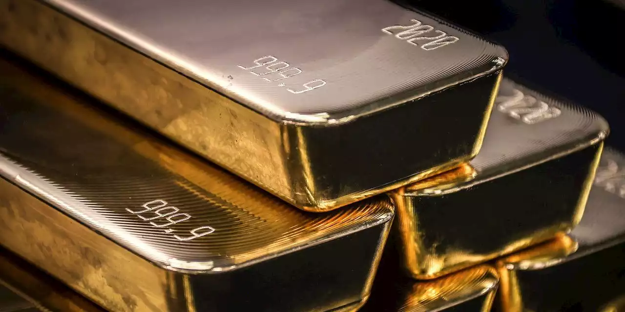 Gold heads for fourth straight day of declines as aggressive Fed diminishes metal's luster