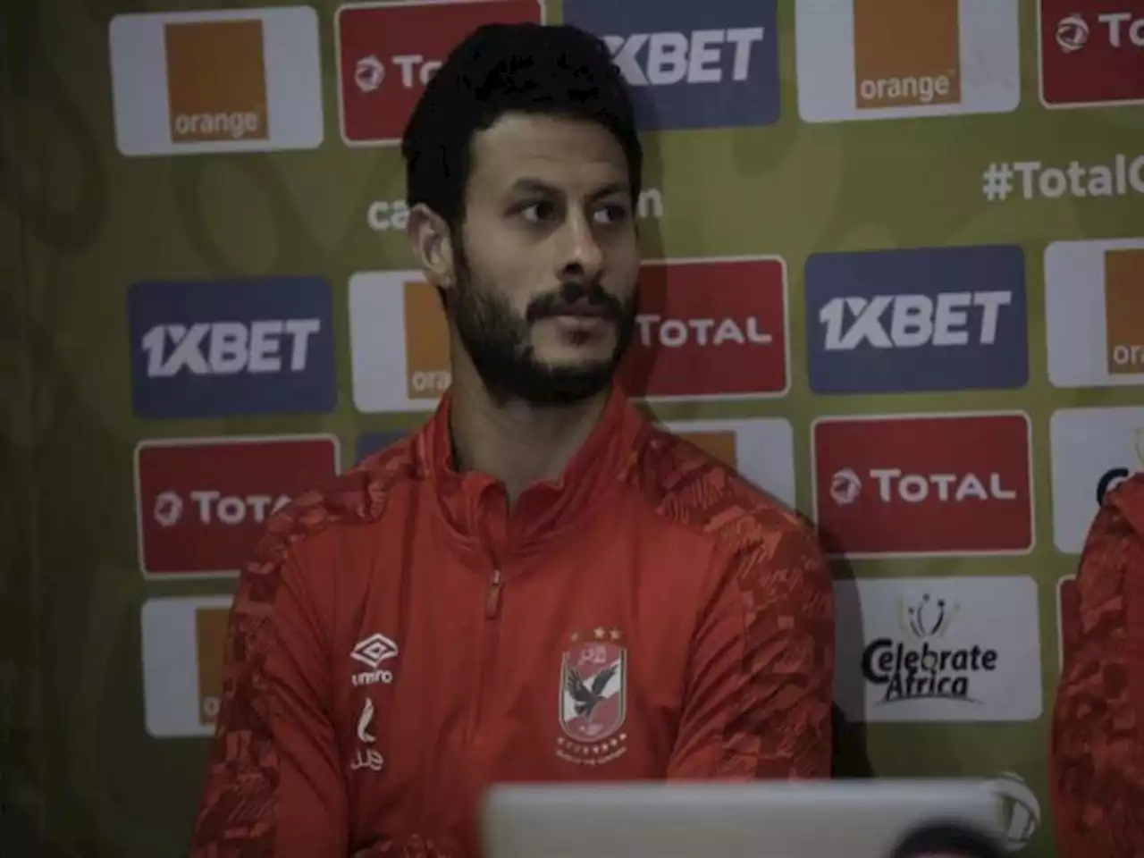 محمد الشناوي يوجه رسالة وداع مؤثرة لمدرب حراس الأهلي