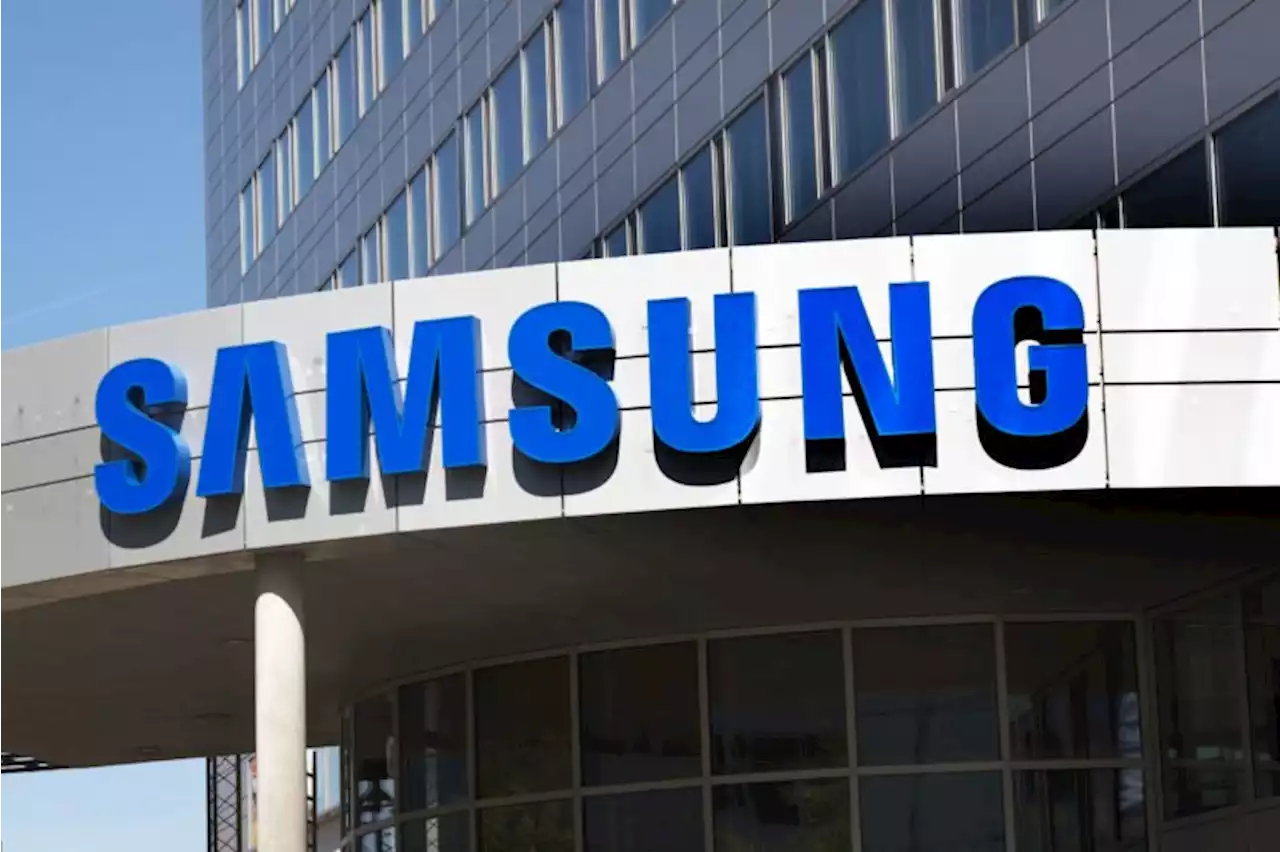 Samsung first to mass produce 3-nanometre chips