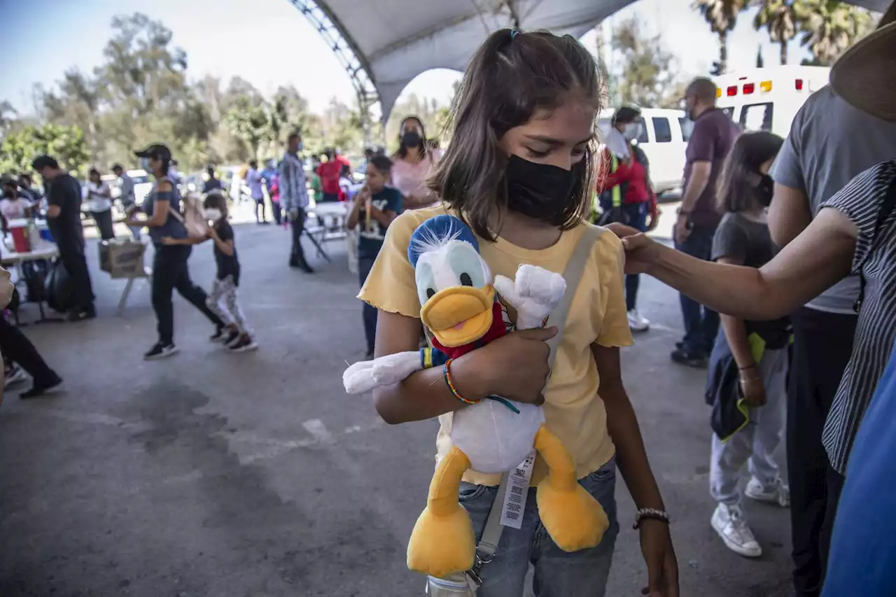 Gobierno de la CDMX incrementa unidades de vacunación COVID para niños y niñas de 10 y 11 años