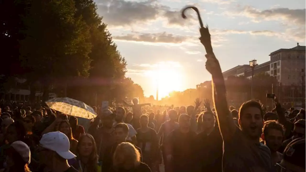 Loveparade-Gründer Dr. Motte plant neuen Rave in Berlin