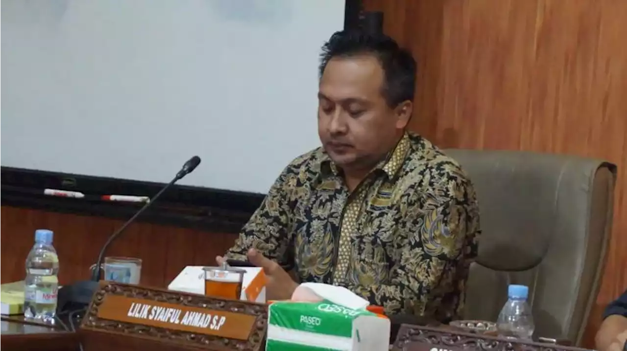 Banyak Jalan Rusak, Komisi C DPRD DIY Minta Pemda Segera Tangani |Republika Online