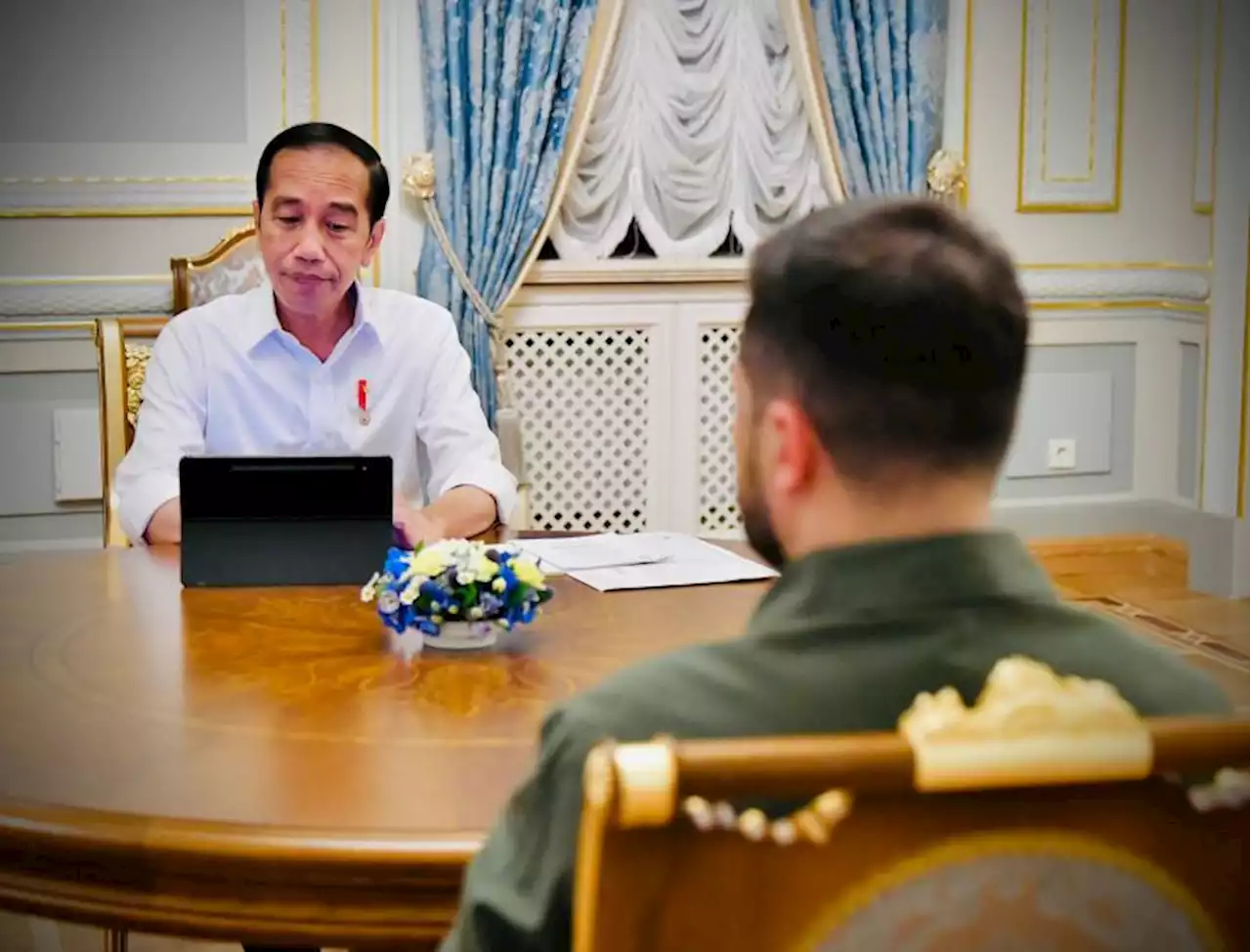 Jokowi Undang Presiden Zelenskyy Hadiri KTT G20 di BaliK |Republika Online