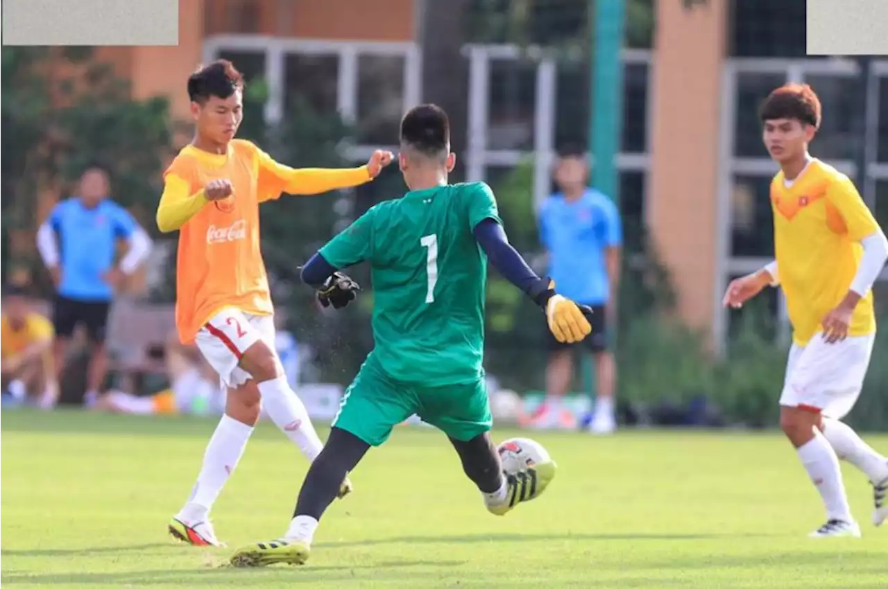 Tiba di Jakarta, Timnas Vietnam U-19 Langsung Latihan di SUGBK