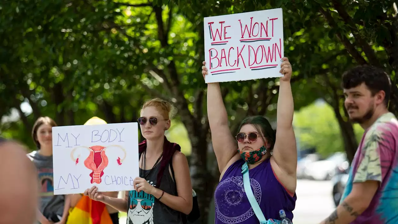 US judge stops Kentucky imposing almost complete ban on abortion after Roe v Wade ruling