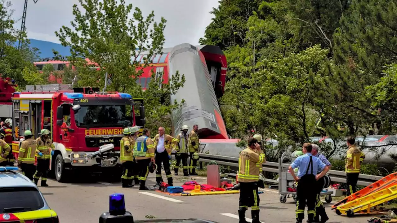 At least 4 killed as train derails in southern German Alps