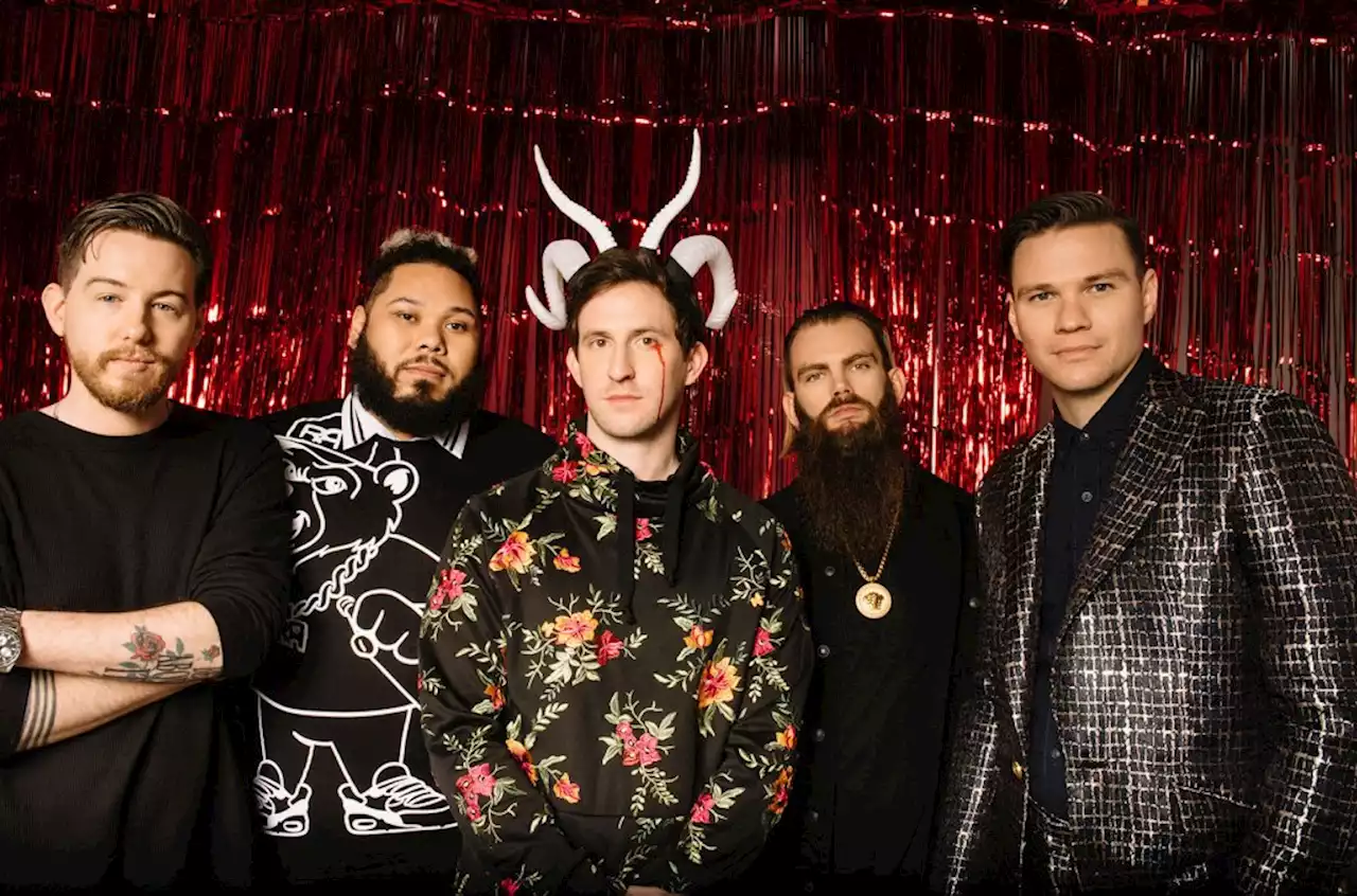 Dance Gavin Dance Vocalist Tilian Pearson Steps Away From Band After Sexual Misconduct Allegations