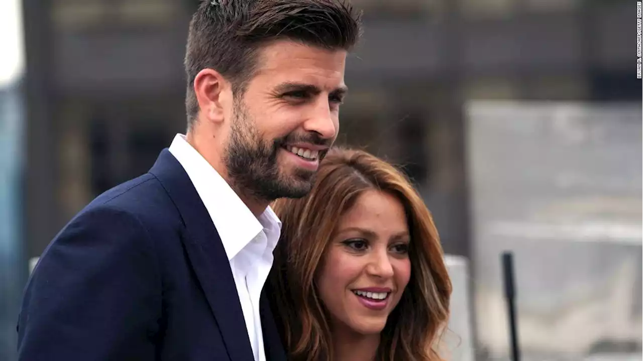 Shakira and footballer Gerard Piqué announce split