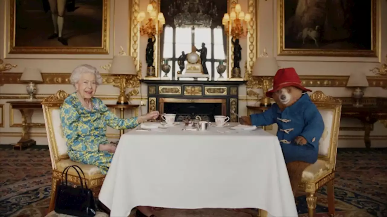 Rock band Queen, Paddington Bear kick off Jubilee concert