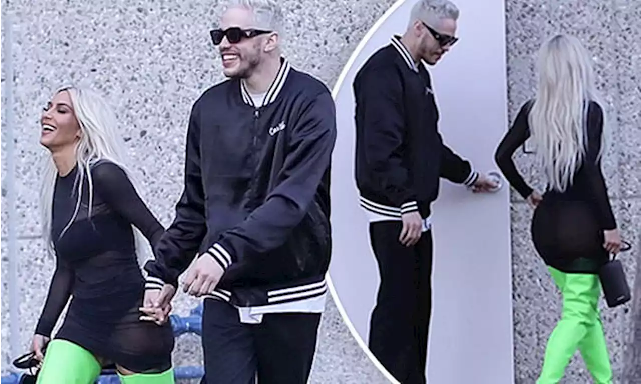 Kim Kardashian swoons over Pete Davidson while he ogles her booty