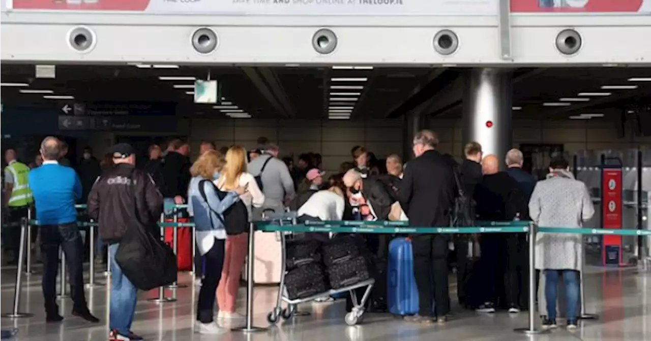 Dublin Airport says passengers 'moving smoothly' despite busy morning | JOE.ie