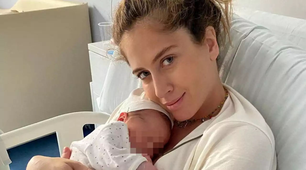 Francesca Ferragni, guarda l'album del neonato in attesa che arrivi zia Chiara