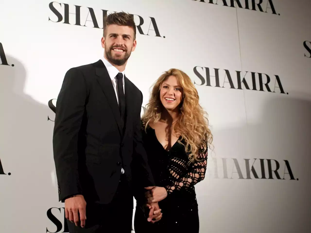 Shakira & Gerard Piqué & More Celebrity Splits of 2022