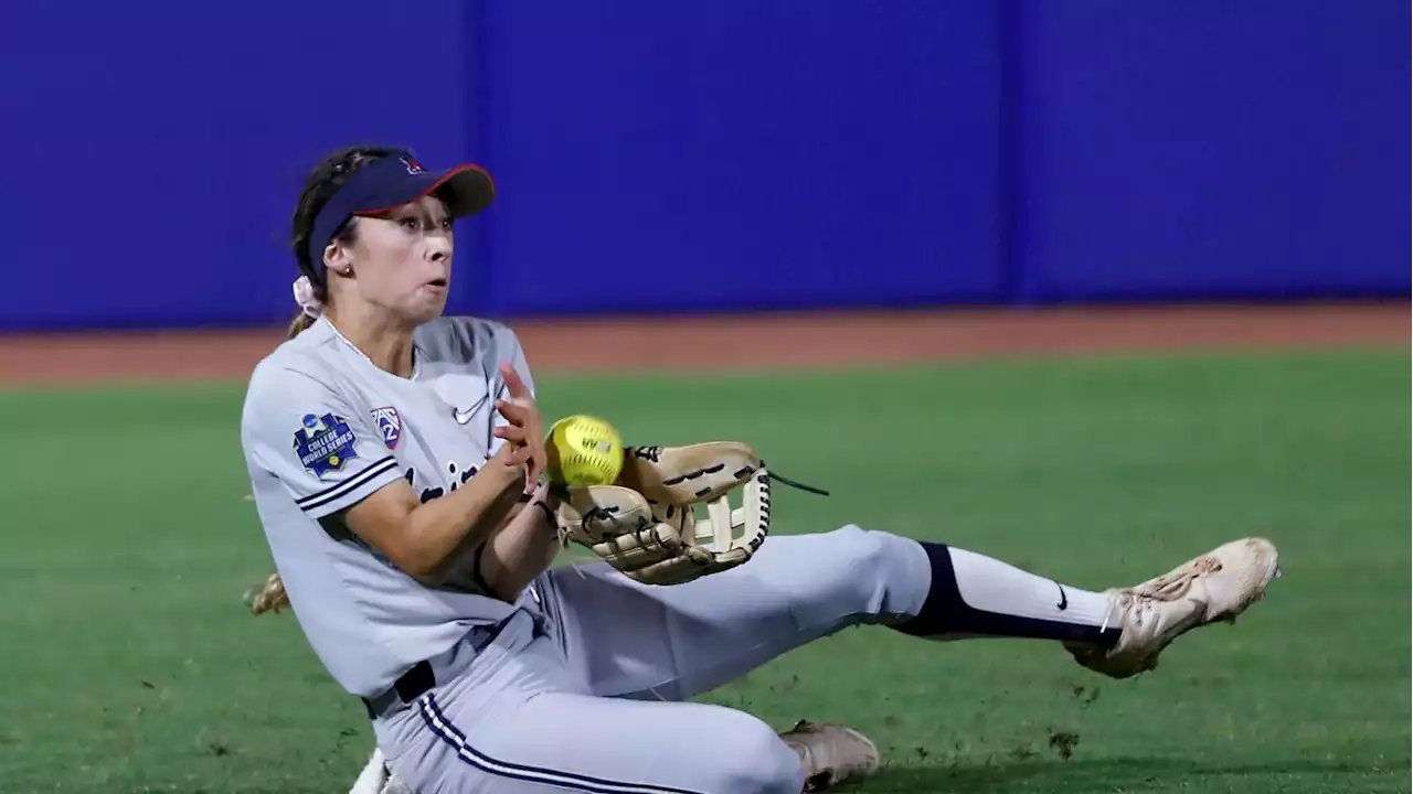 Carlie Scupin's big night carries Wildcats to 3-1 Women's College World Series win over Beavers