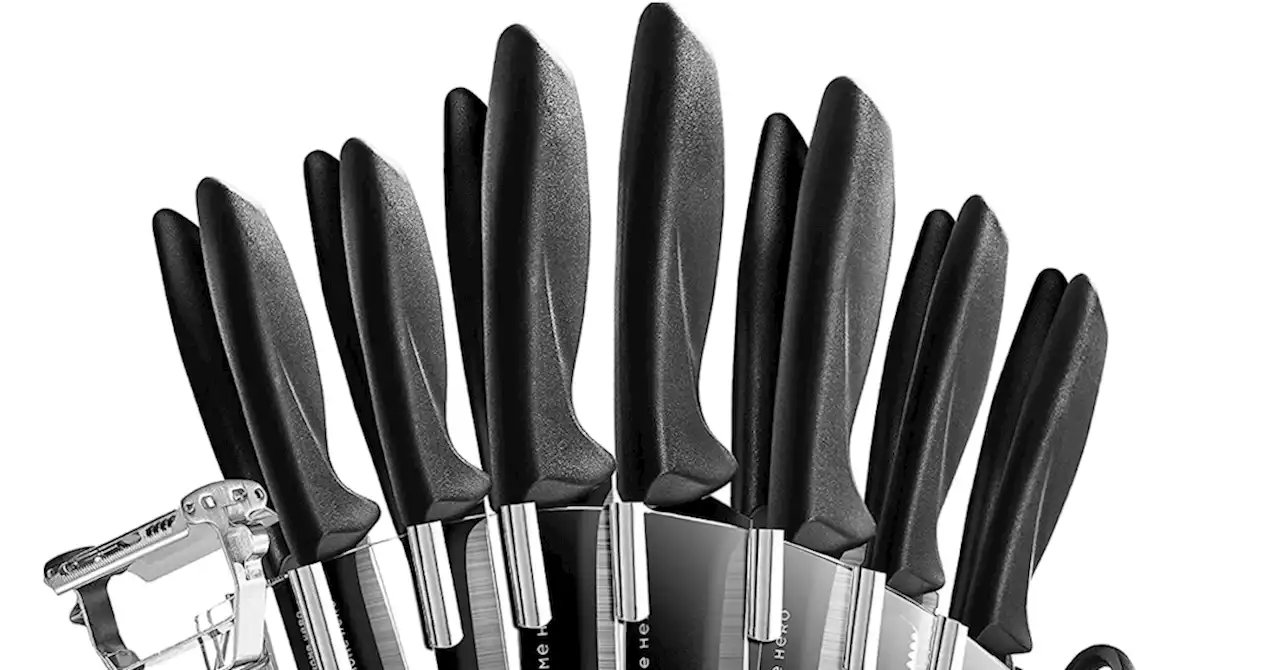 This $70 17-Piece Kitchen Knife Set With 44,000+ Five-Star Amazon Reviews Is on Sale for $35 - E! Online