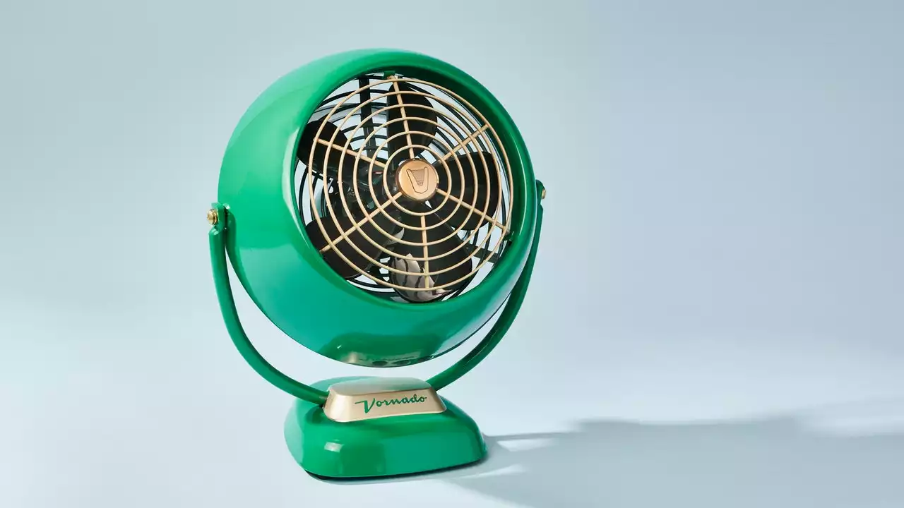 Use a Fan to Keep Mosquitoes Away