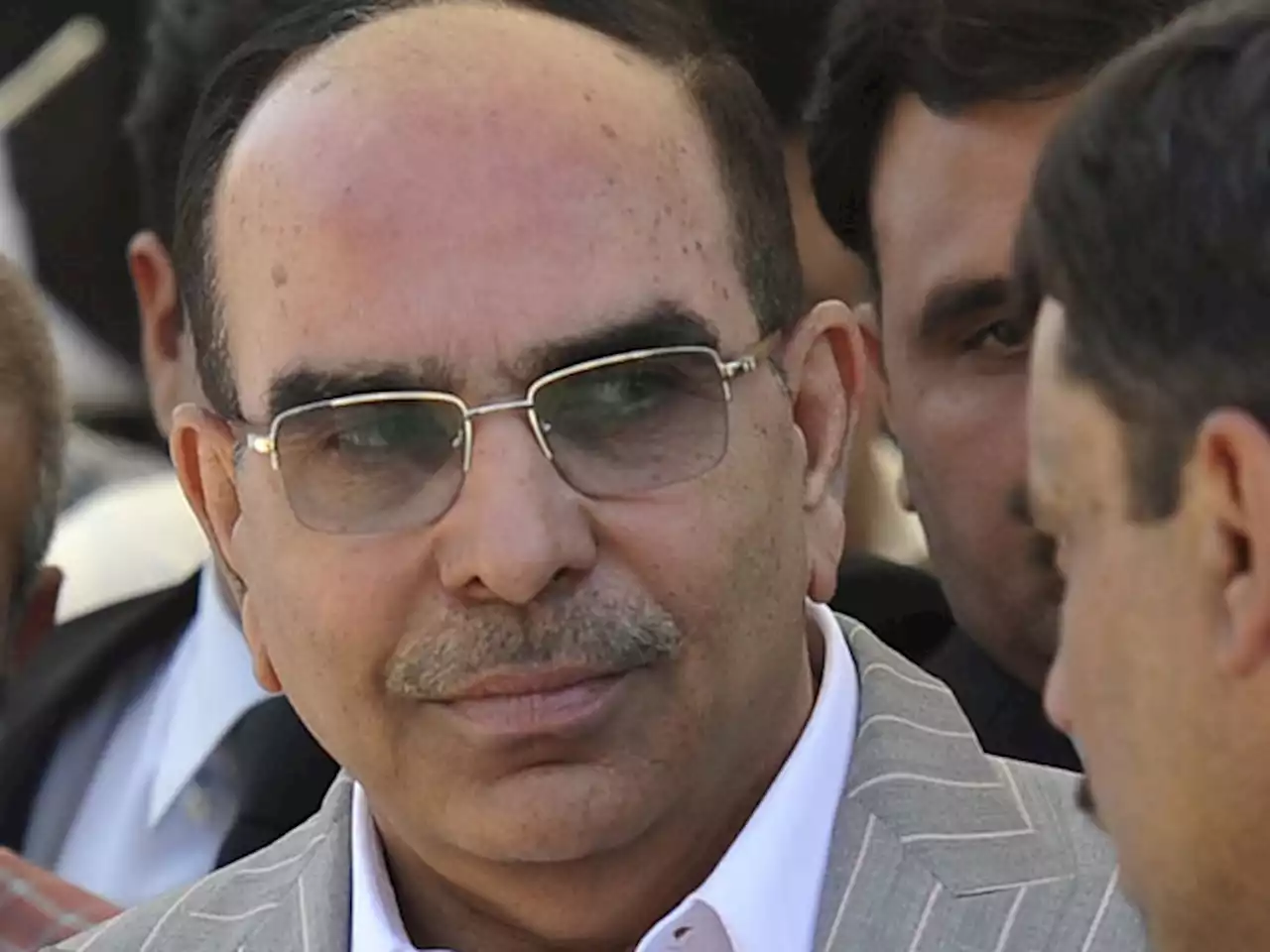ملک ریاض نے سوشل میڈیا پر وائرل آڈیو کو جعلی قرار دے دیا - ایکسپریس اردو