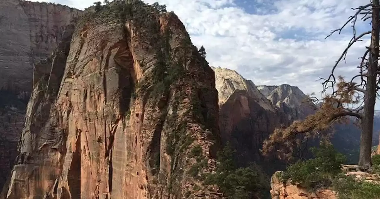 Angel's Landing Trail closed due to chain damage