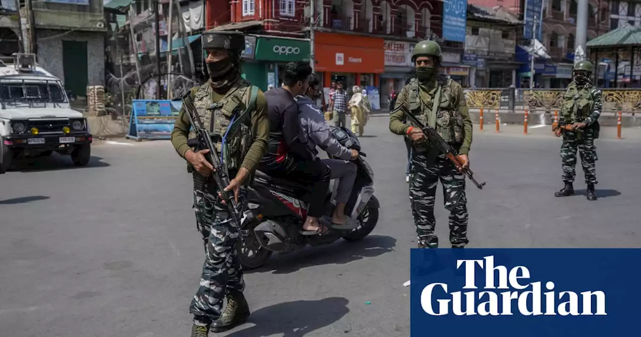 ‘Fear is increasing’: Hindus flee Kashmir amid spate of targeted killings