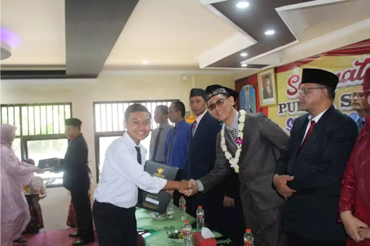 SMK Negeri 1 Sidoarjo Menyelenggarakan Purna Siswa Kelas XII