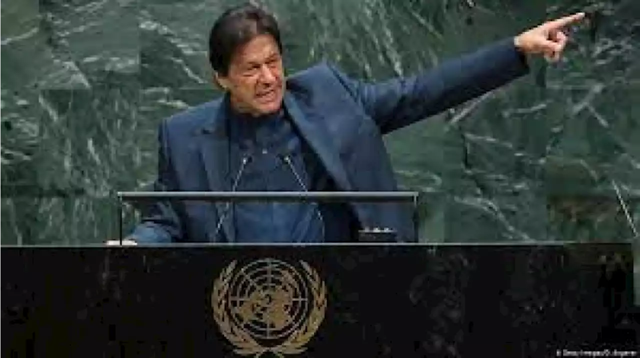 عمران خان کی بی جے پی رہنما کی طرف سے گستاخانہ بیان کی مذمت