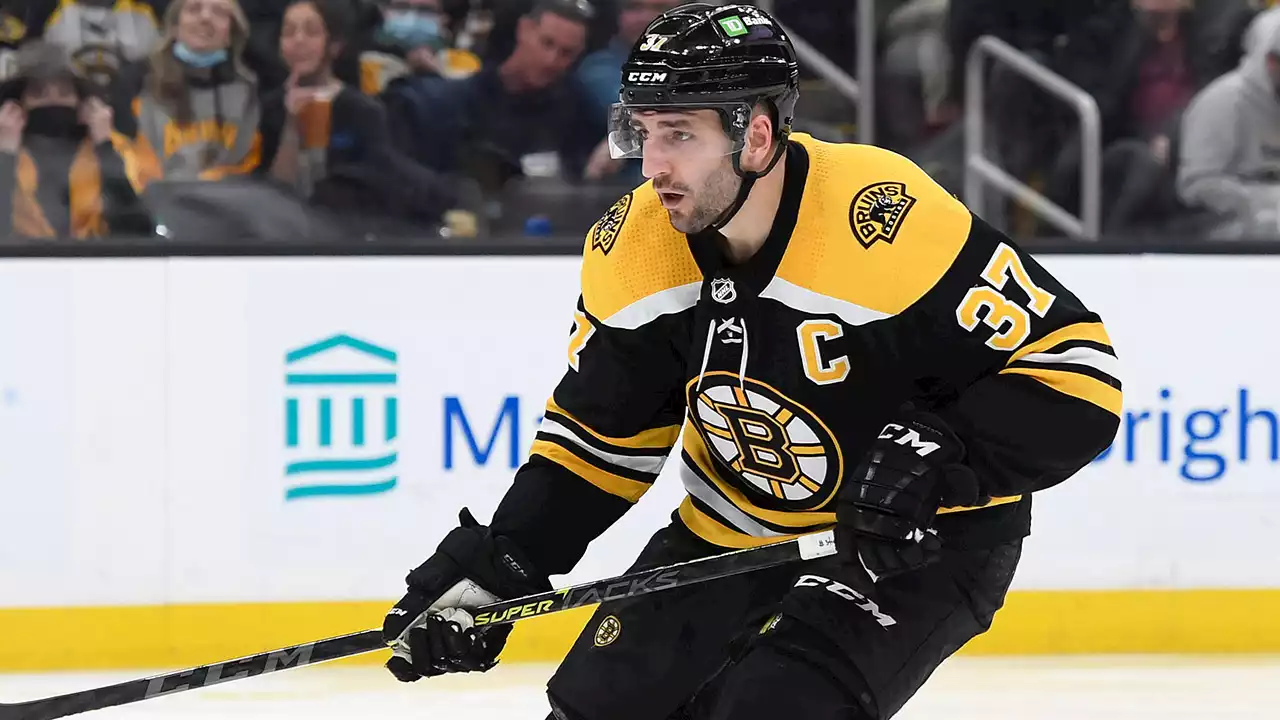 Bruins' Patrice Bergeron Wins 2022 Selke Trophy, Breaks NHL Record