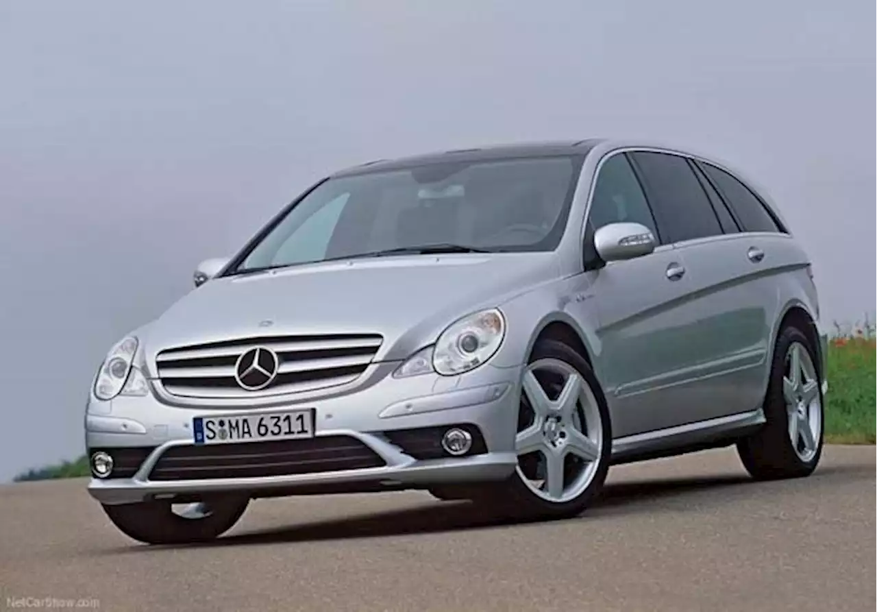 Mercedes Benz to recall a million cars globally over fear of faulty brakes | Fin24