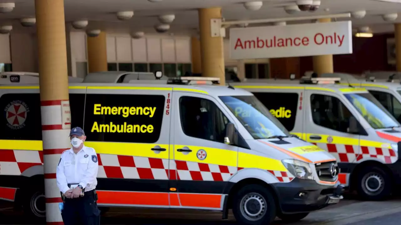 NSW Ambulance to hire extra paramedics amid demand on health system