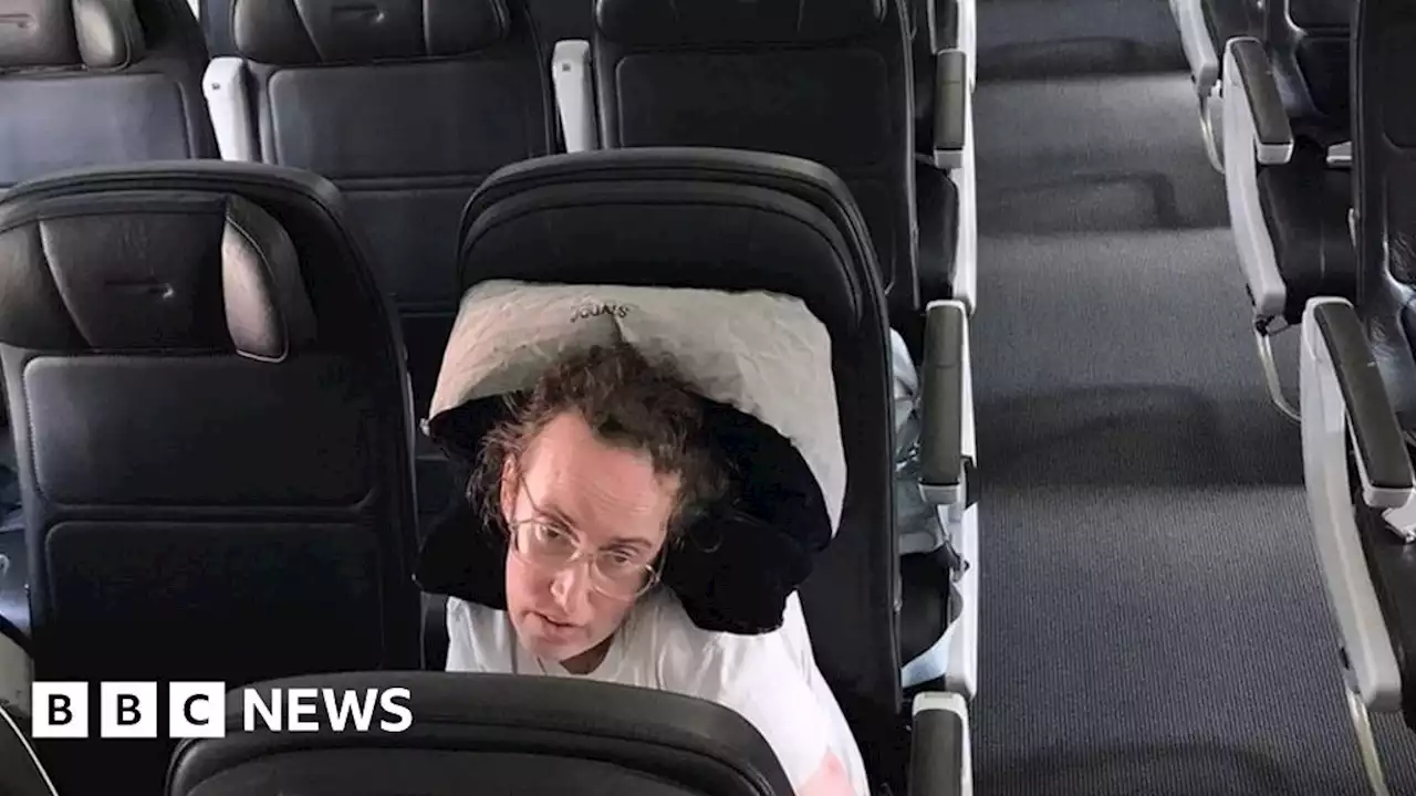 Gatwick Airport apologises to disabled passenger left on plane