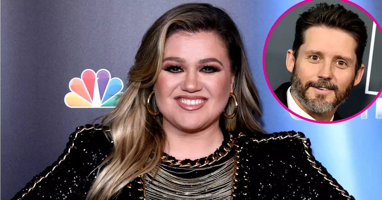 Kelly Clarkson: Leaning on Friends 'Really Helped Me' Amid Brandon Split