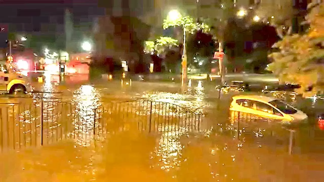 Water main break floods cars, NYCHA building in Long Island City, Queens